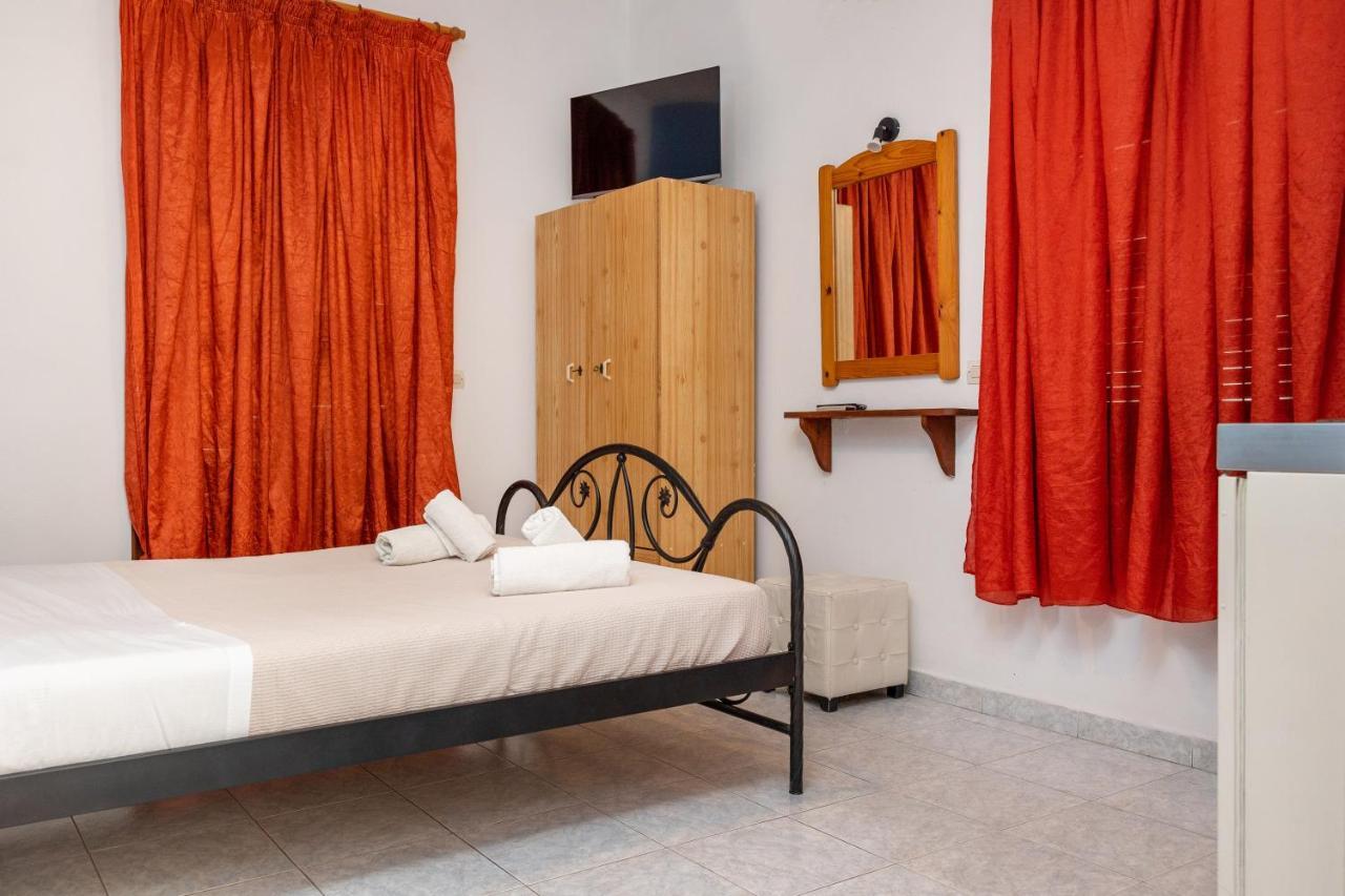Depis Economy Apartments Naxos City Экстерьер фото