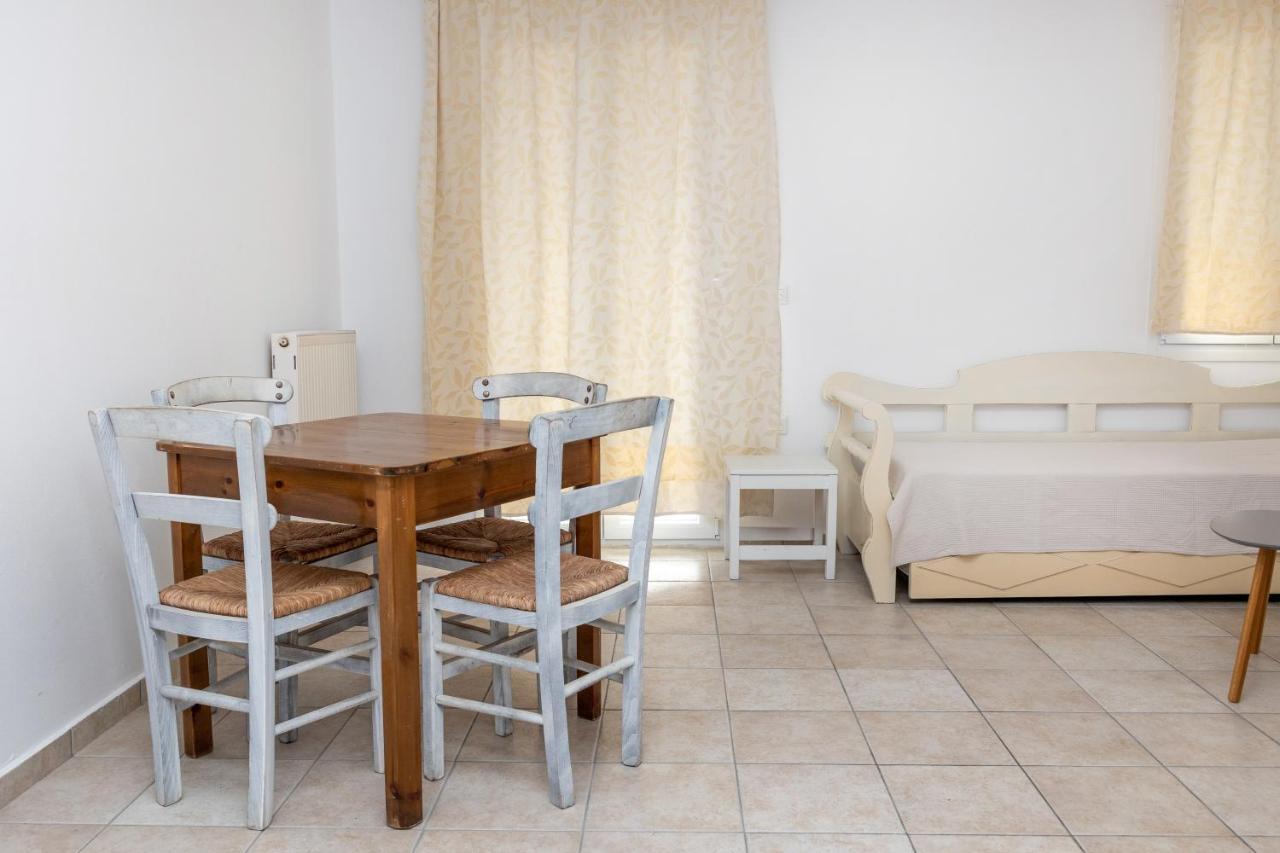 Depis Economy Apartments Naxos City Экстерьер фото