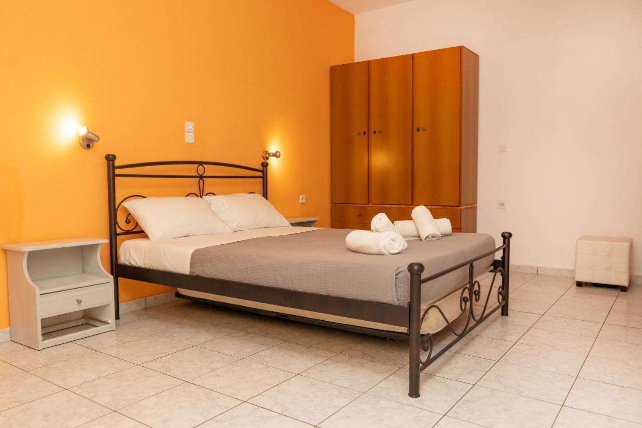 Depis Economy Apartments Naxos City Экстерьер фото